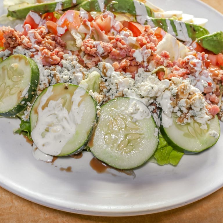 Delicious Cobb Salad Experience